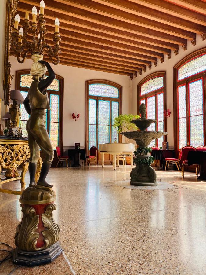 Chateau De La Prade ナルボンヌ エクステリア 写真